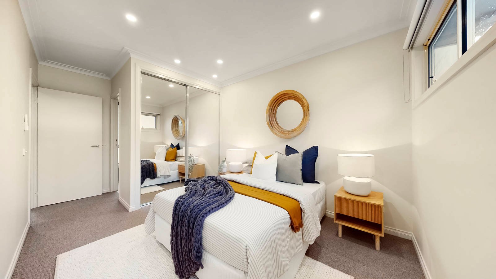 Property Gallery Thumbnail 6