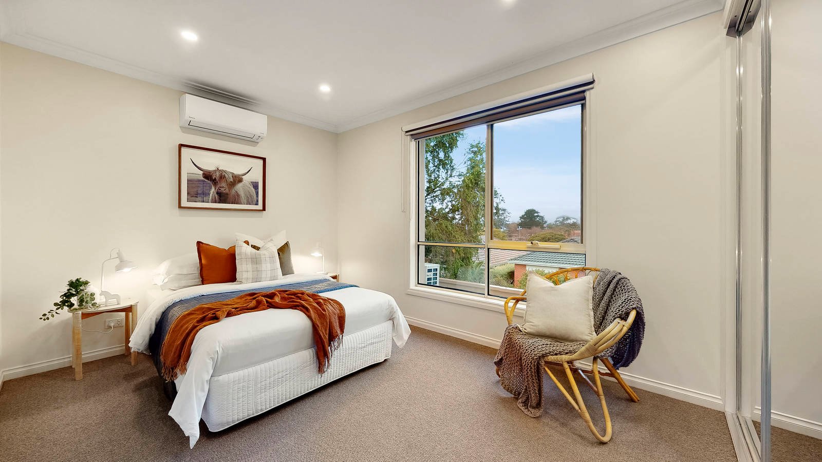Property Gallery Thumbnail 8