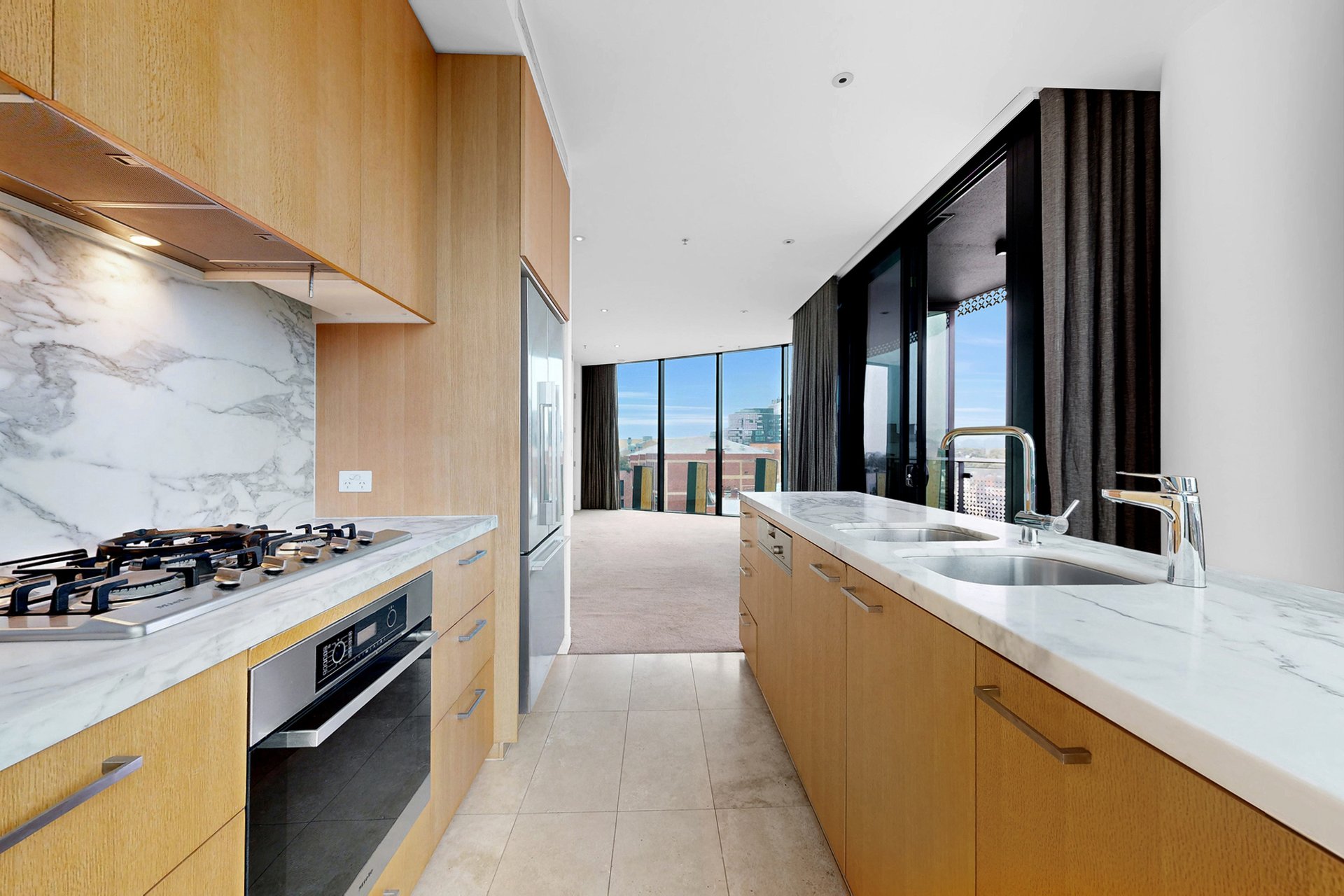 410/480 Riversdale Road, Hawthorn East image 4