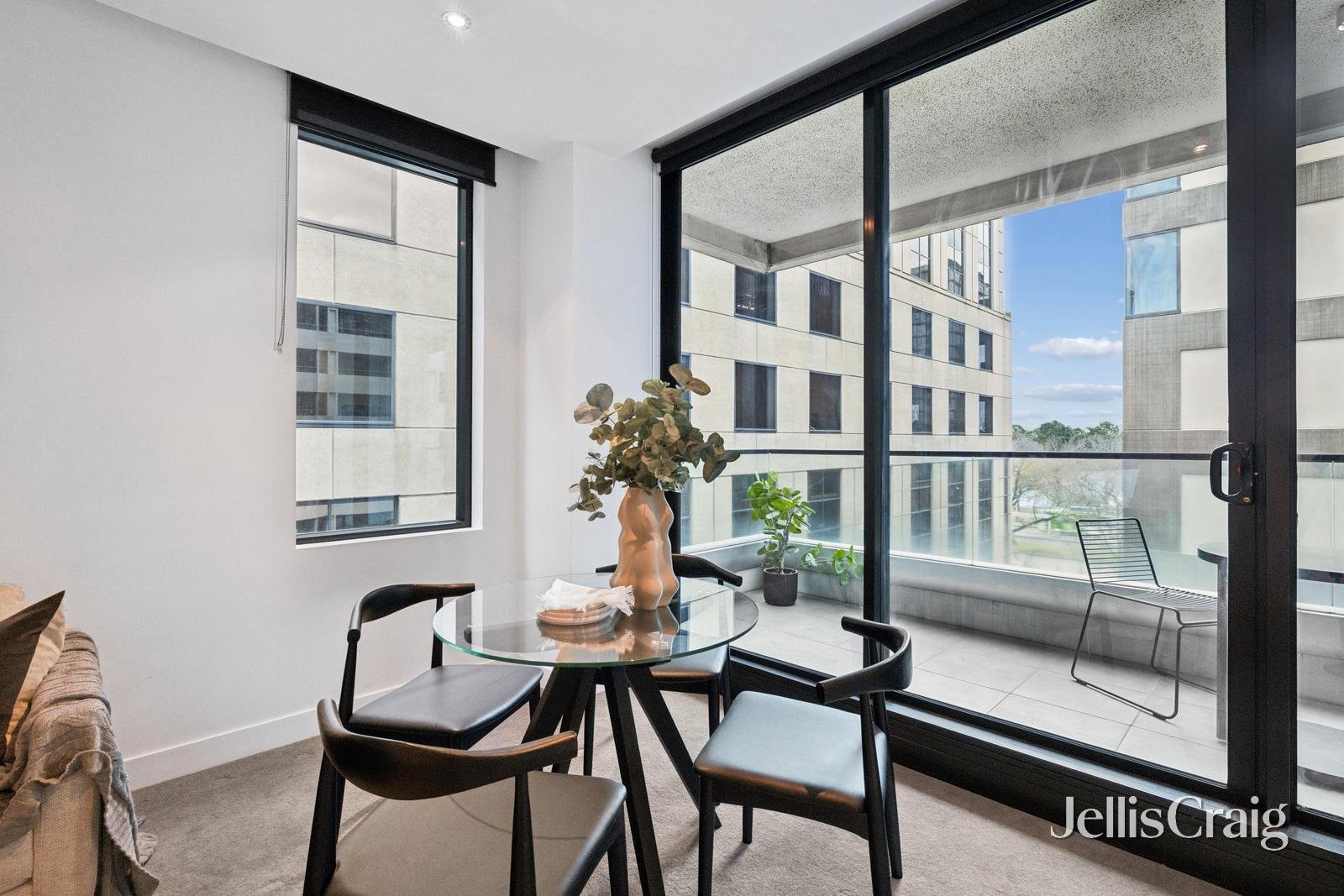 410/505 St Kilda Road, Melbourne image 3