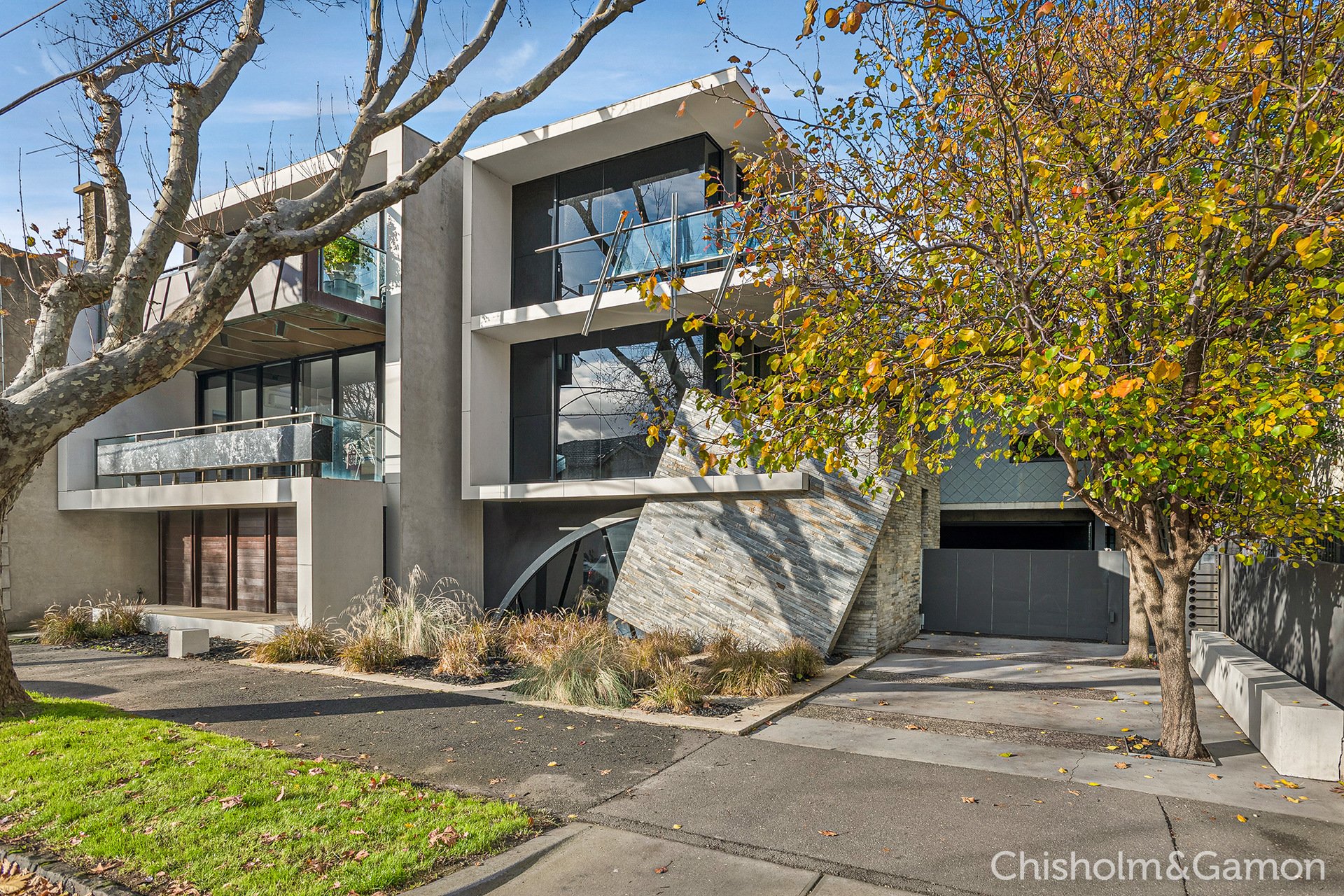 4/107 Addison Street, Elwood image 2