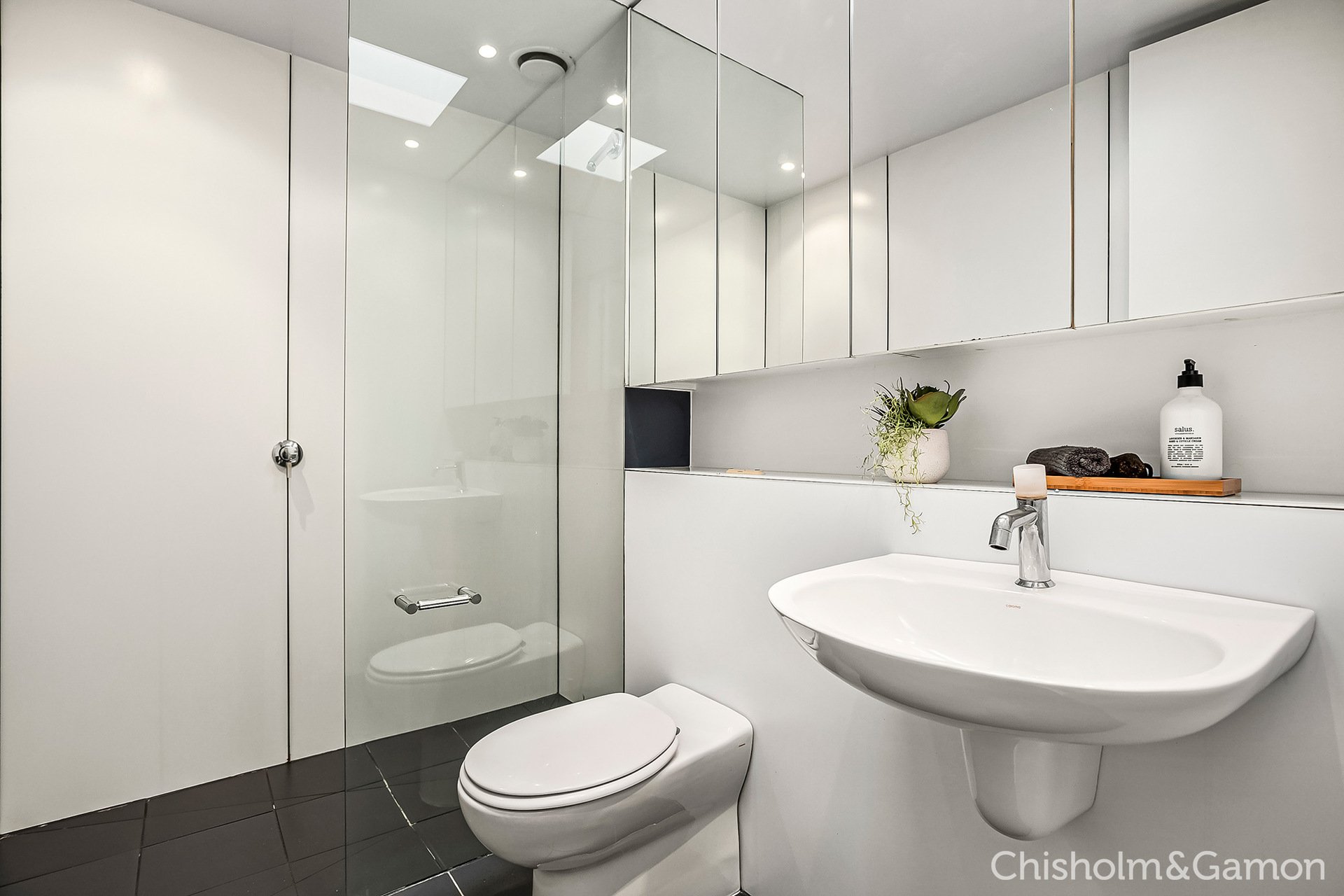 4/107 Addison Street, Elwood image 6