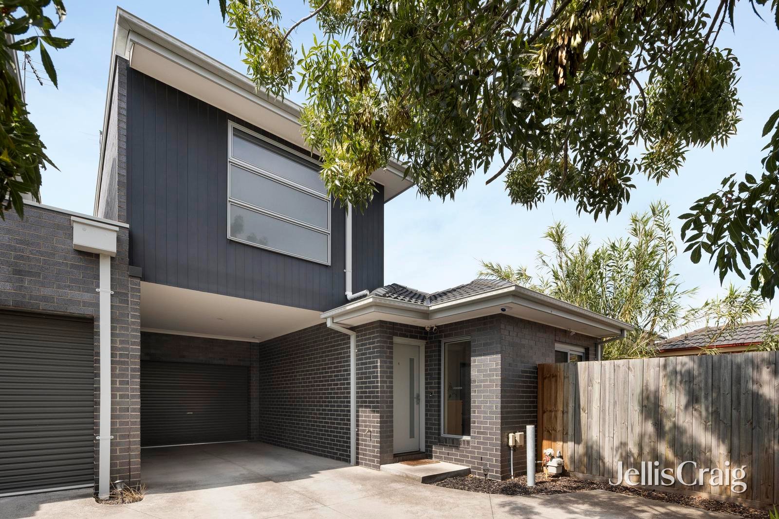 4/107 Hickford Street, Reservoir image 1