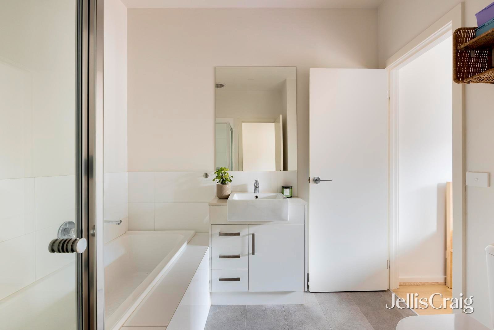 4/107 Hickford Street, Reservoir image 9