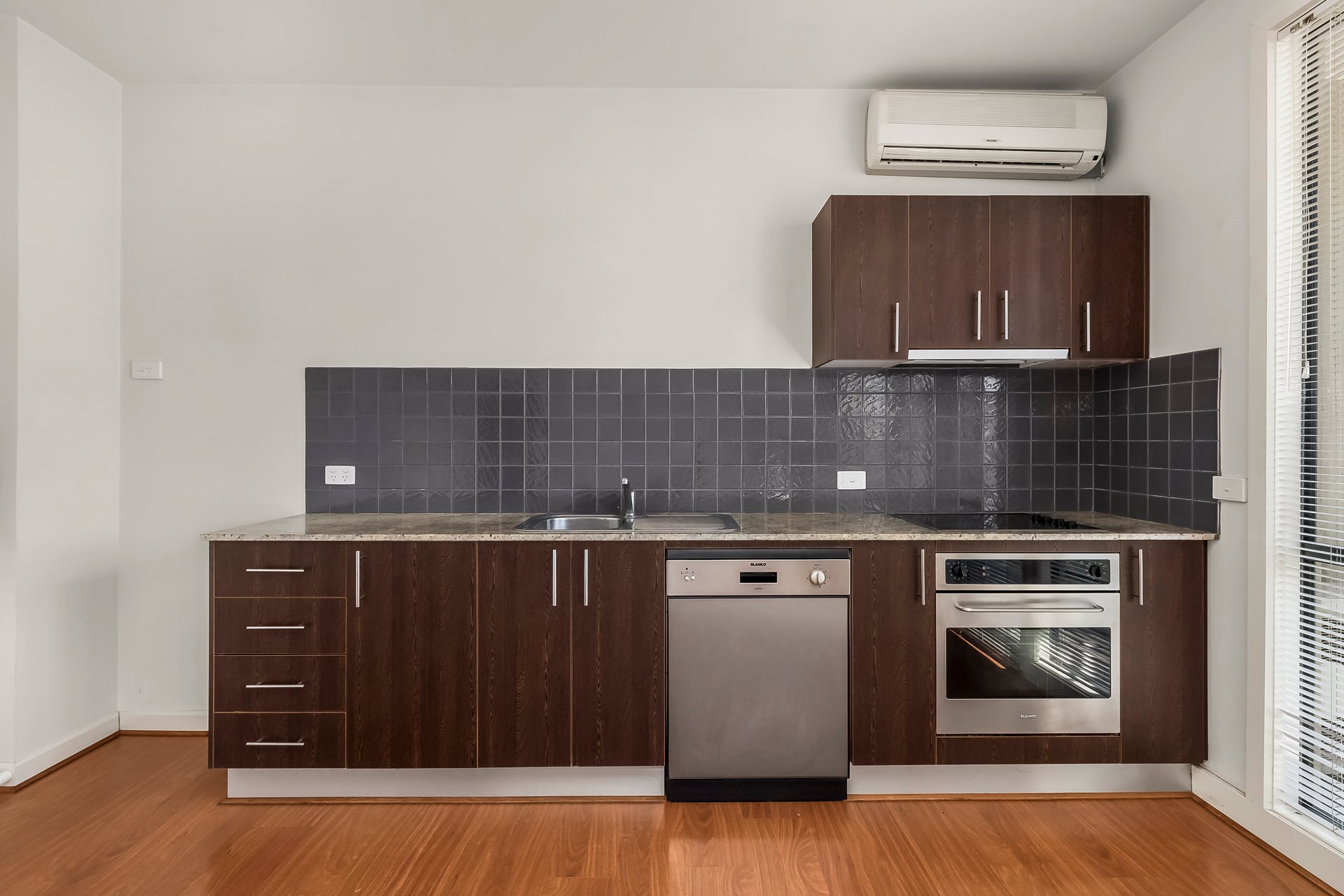 Property Gallery Thumbnail 2