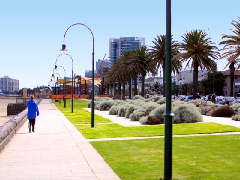 4/109 Ross Street, Port Melbourne image 3