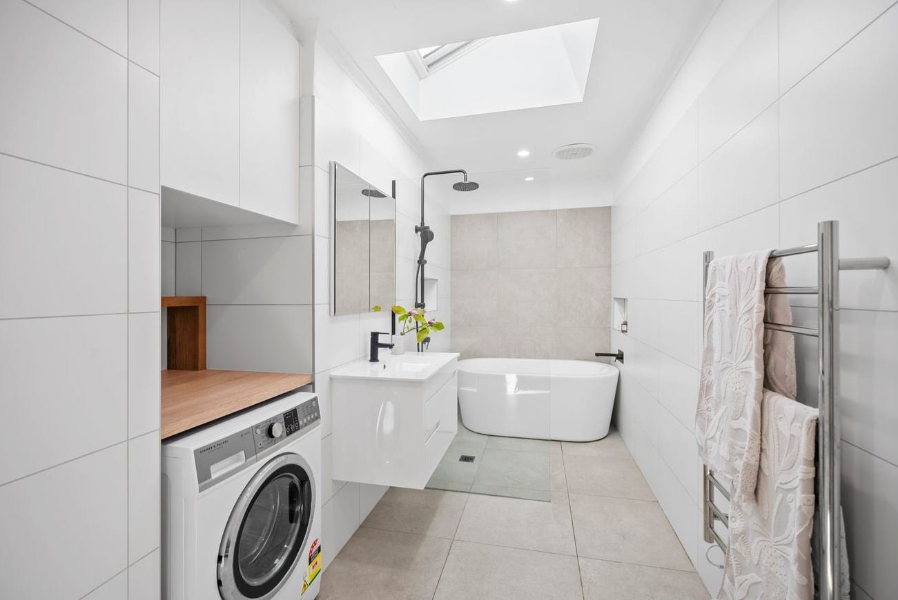 4/109 Weatherall Road, Cheltenham image 7