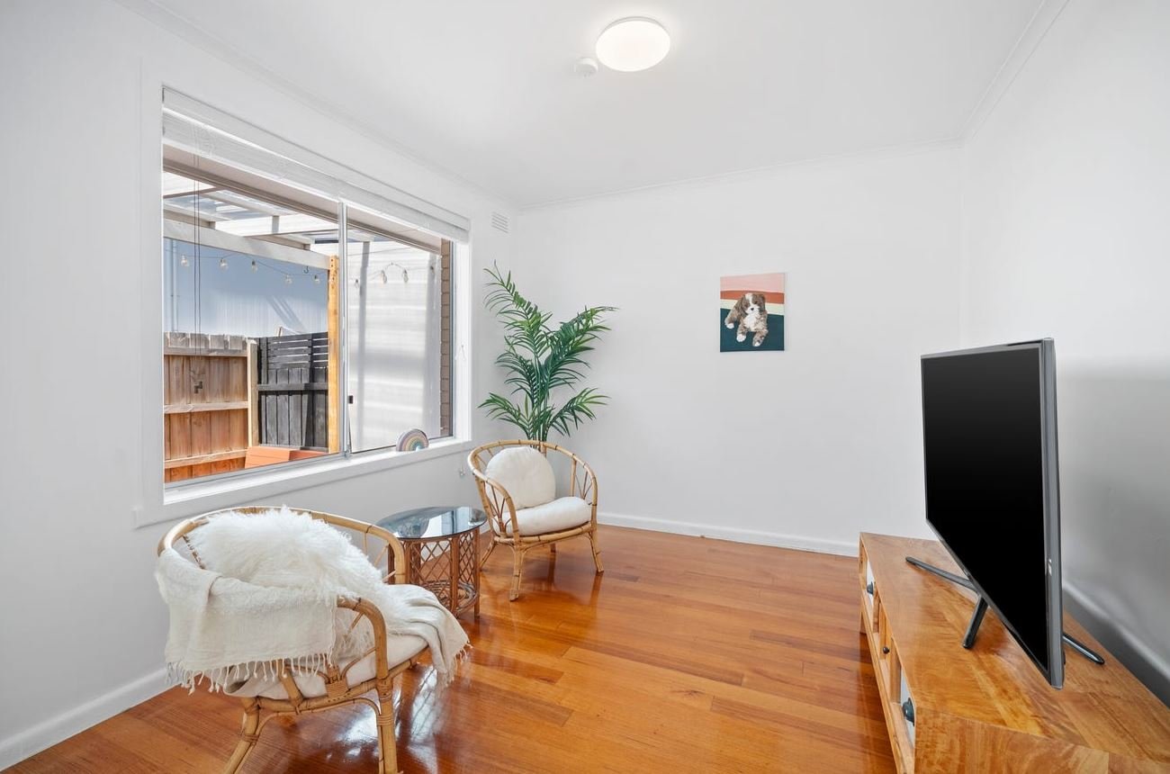 4/109 Weatherall Road, Cheltenham image 6