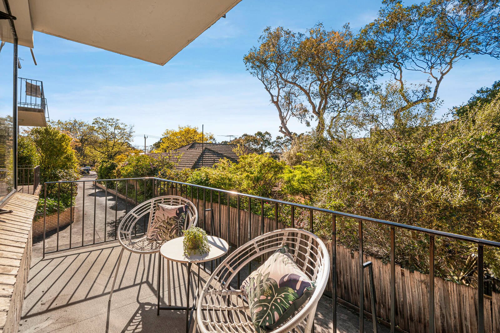 Property Gallery Thumbnail 6