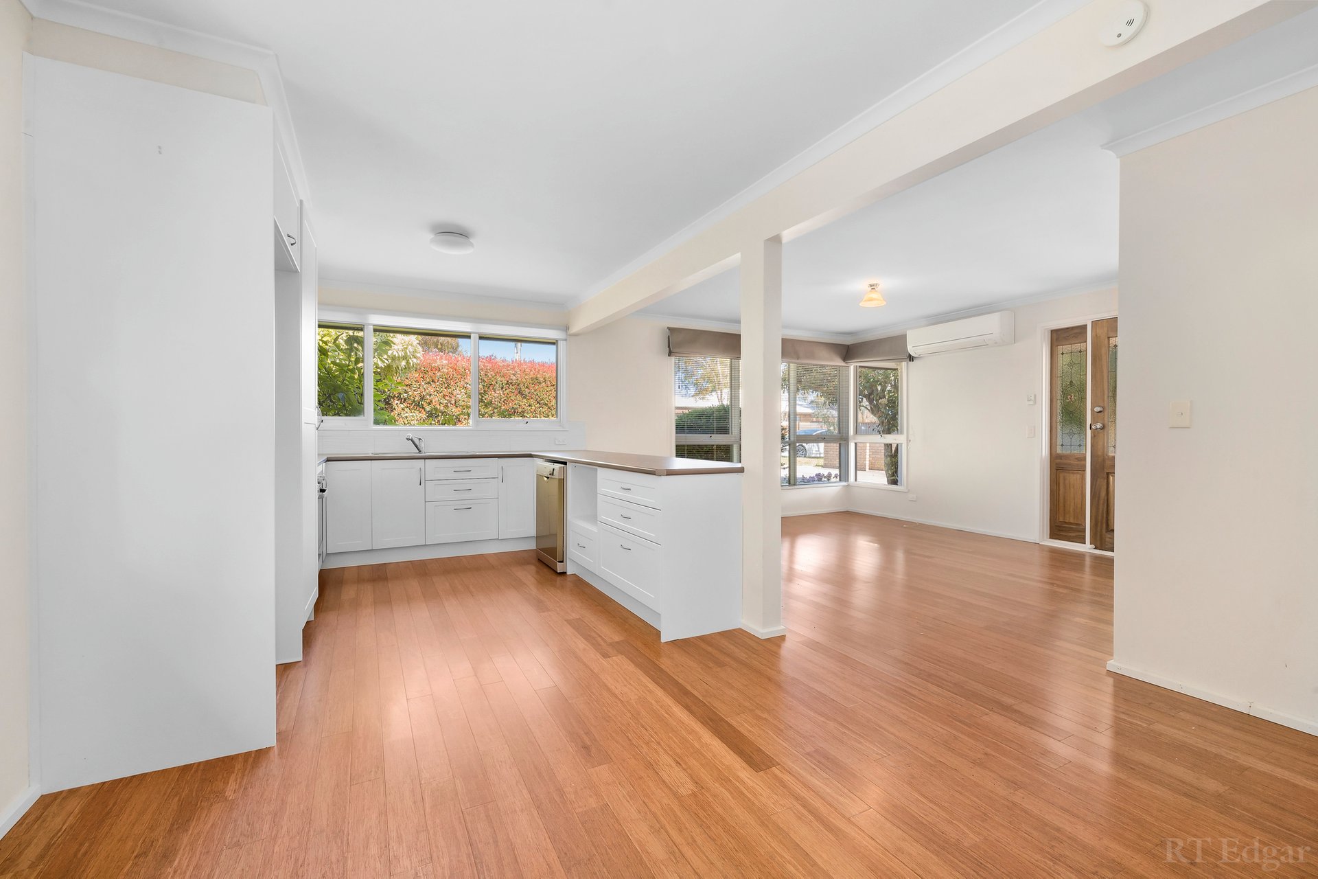 Property Gallery Thumbnail 2