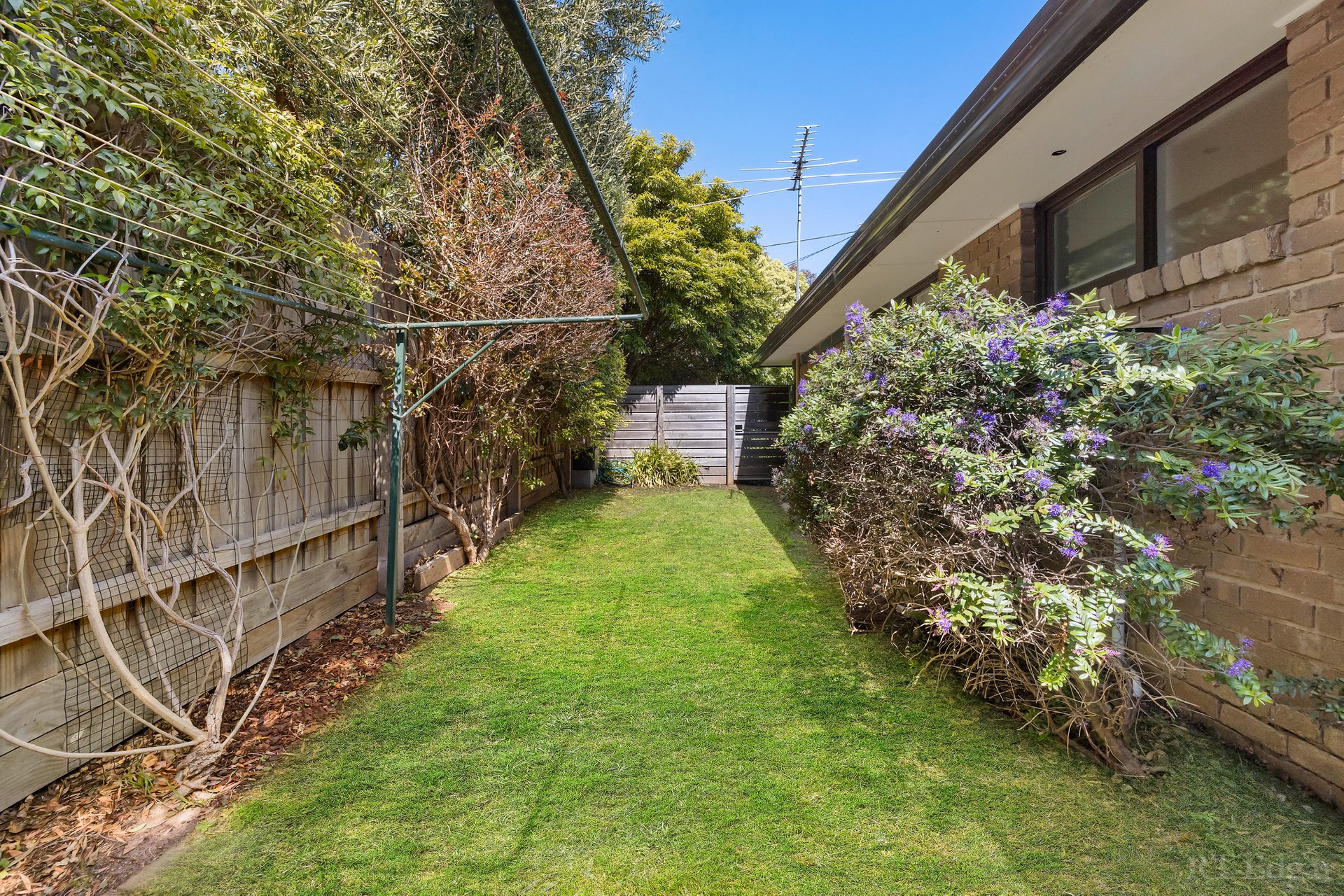Property Gallery Thumbnail 5