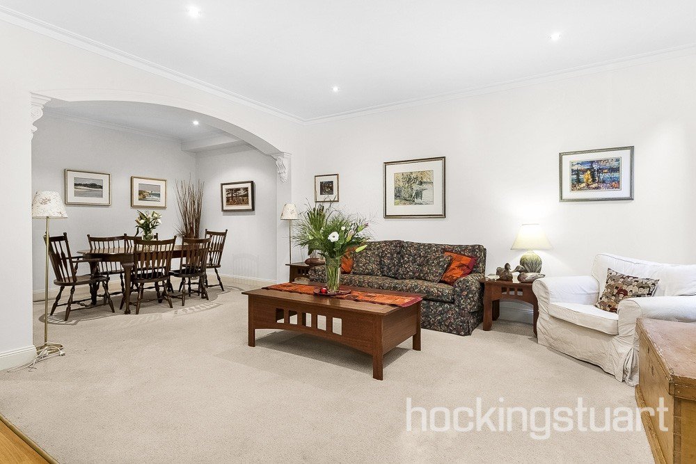 4/11-13 Weir Street, Kew image 2