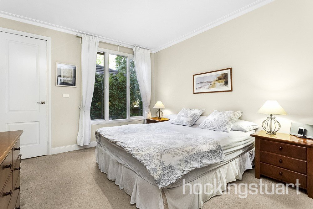 4/11-13 Weir Street, Kew image 6