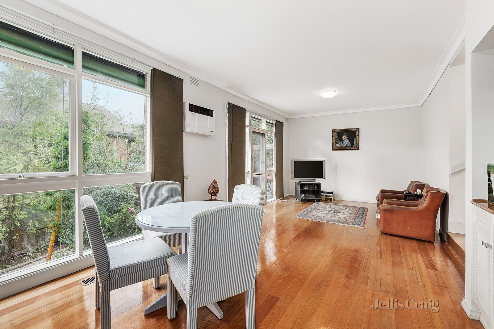 4/11 Allambee Avenue, Camberwell image 3