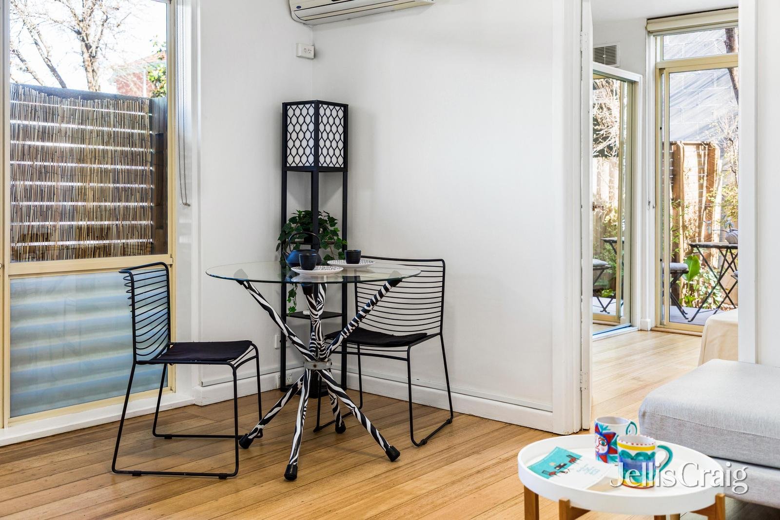 4/11 Bluff Avenue, Elwood image 4