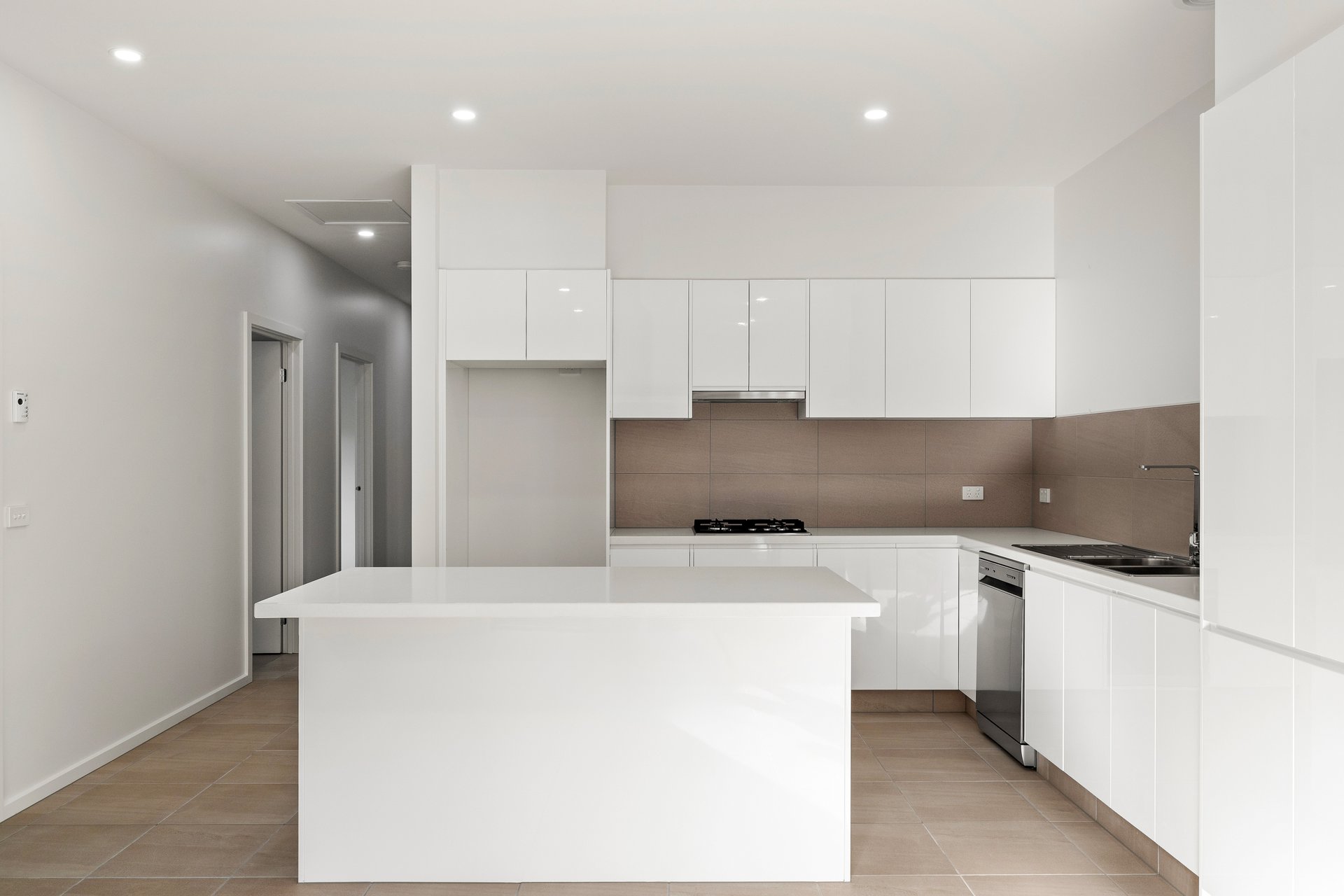 4/11 Caroline Street, Kilsyth image 3