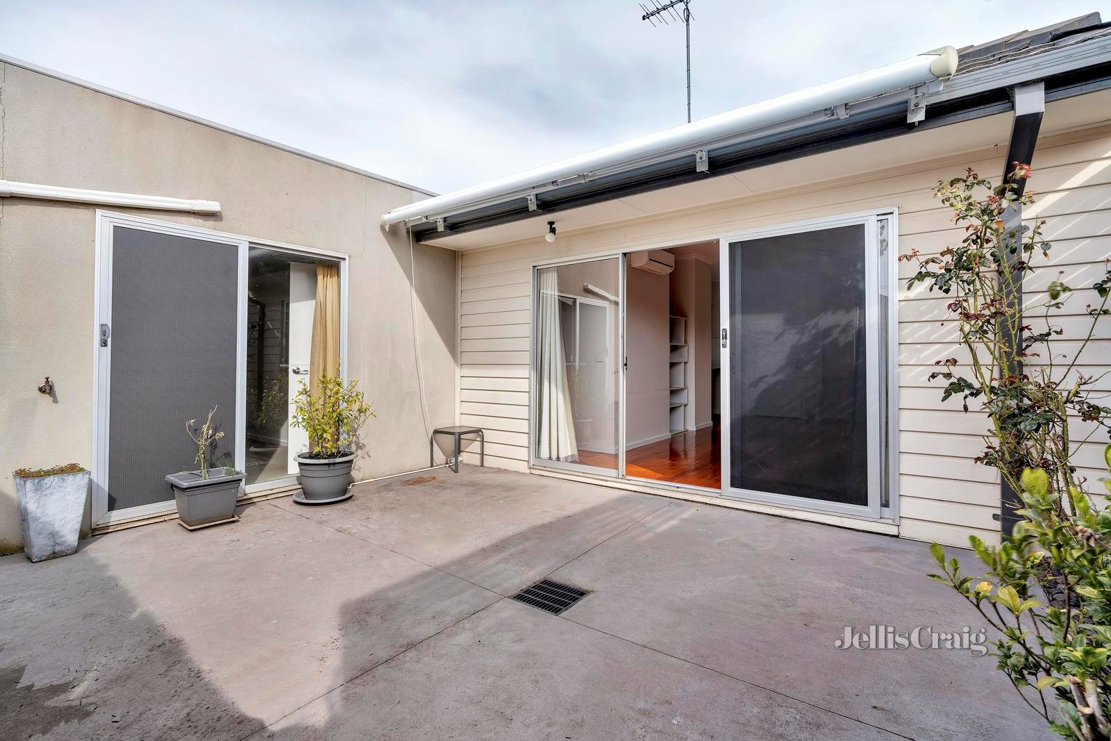 4/11 Epstein Street, Reservoir image 7