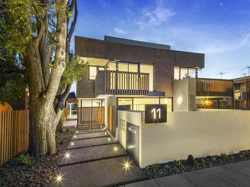 Property Gallery Thumbnail 6