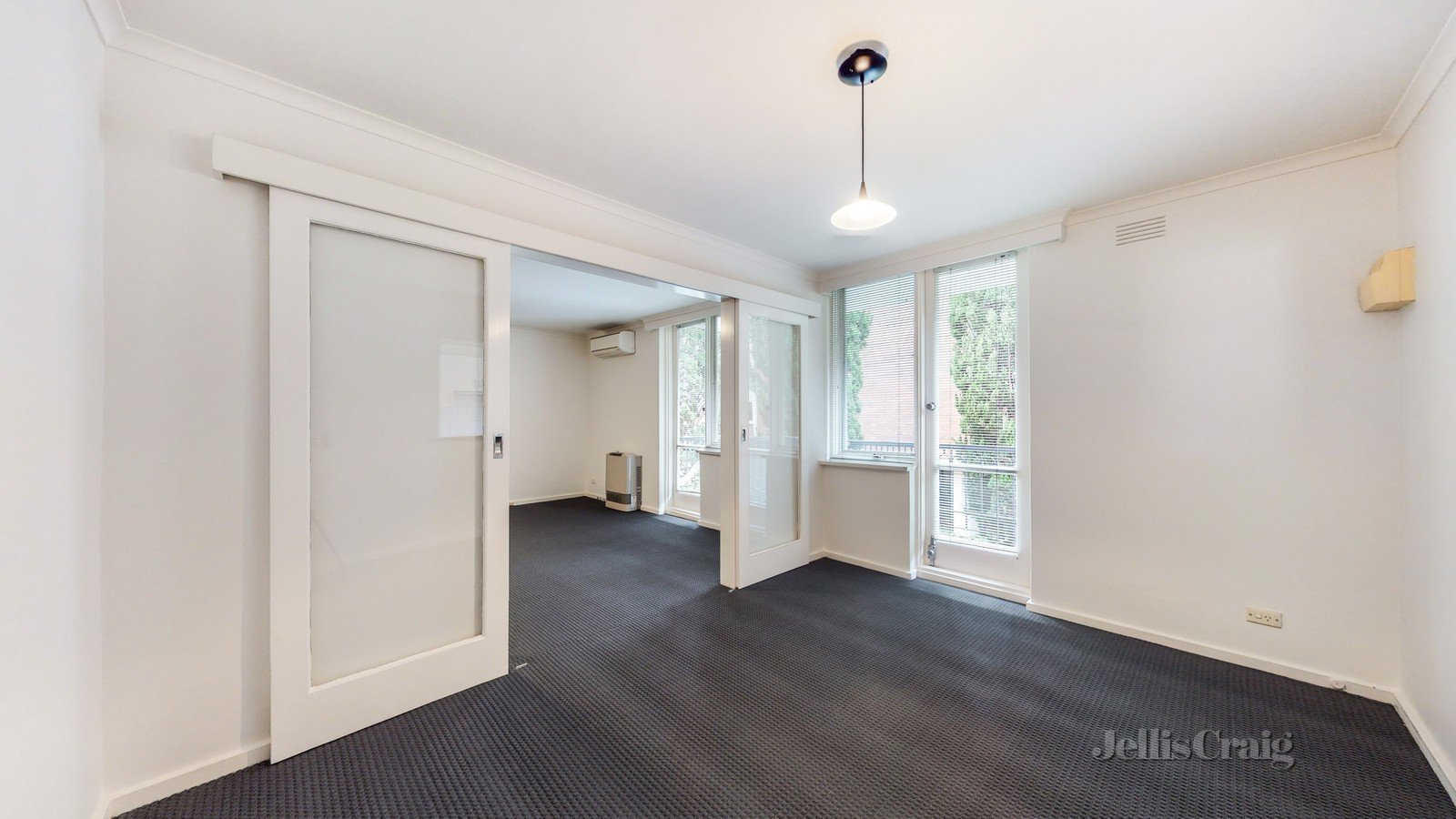 4/11 Rockley Road, South Yarra image 2