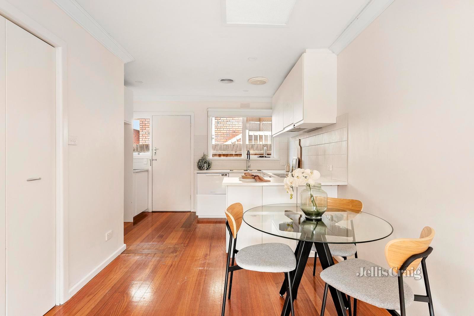 4/11 St Kinnord Street, Aberfeldie image 4
