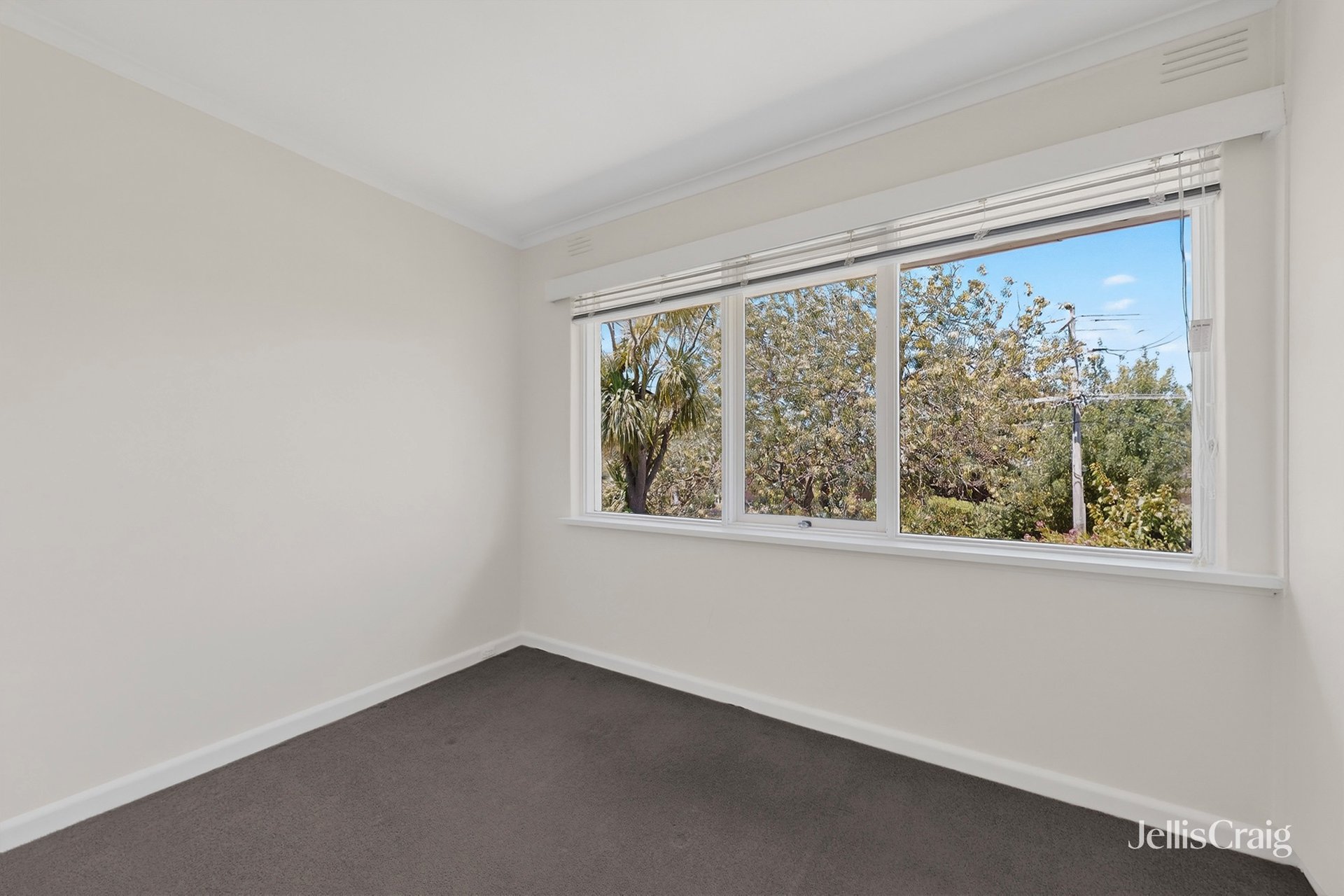 4/11 Whitmuir Road, Bentleigh image 8