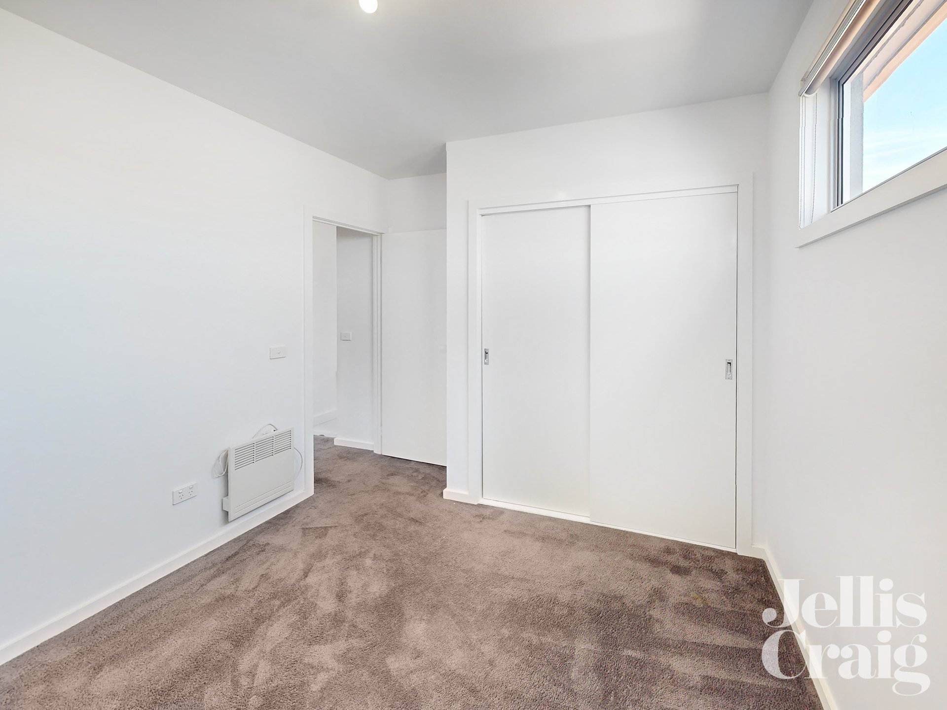4/11 Winifred Street, Essendon image 11