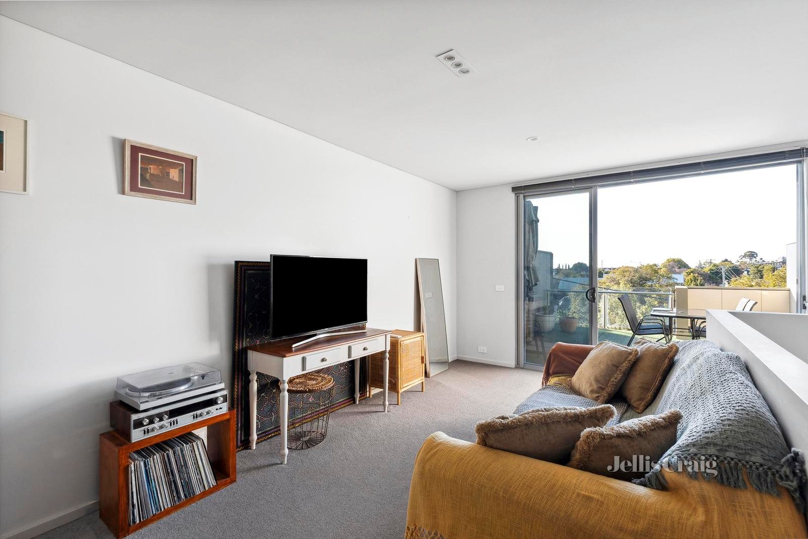 4/11 York Street, Geelong image 6