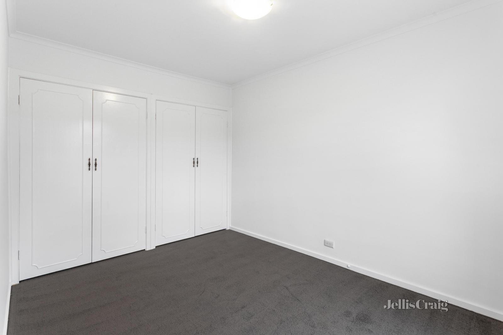 4/110 Wellington Street, Kew image 5
