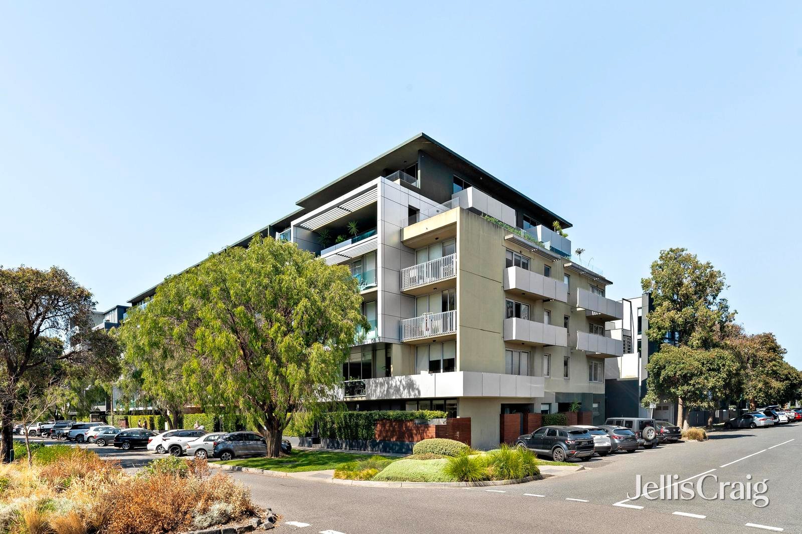 411/1 Danks Street West, Port&nbsp;Melbourne image 2