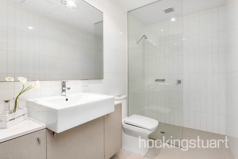 4/111 Riversdale Road, Hawthorn image 7