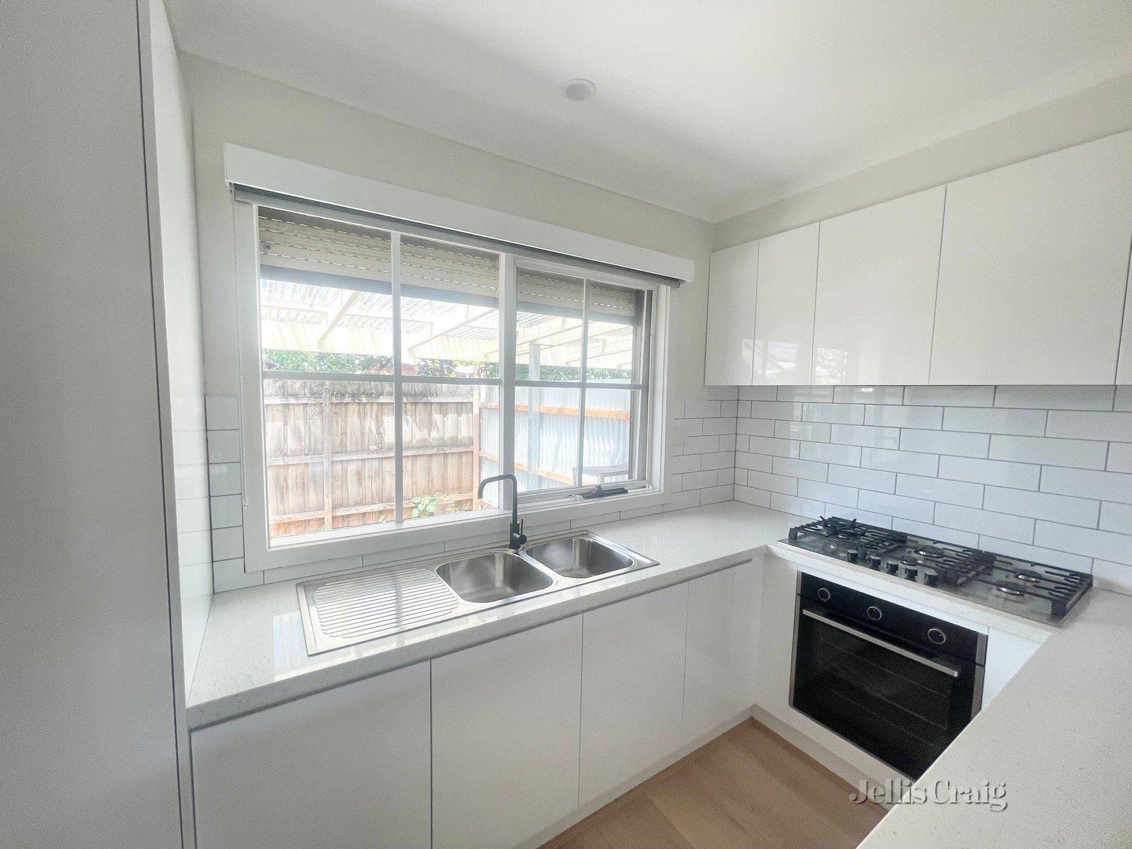 4/111 Rushall Crescent, Fitzroy North image 4