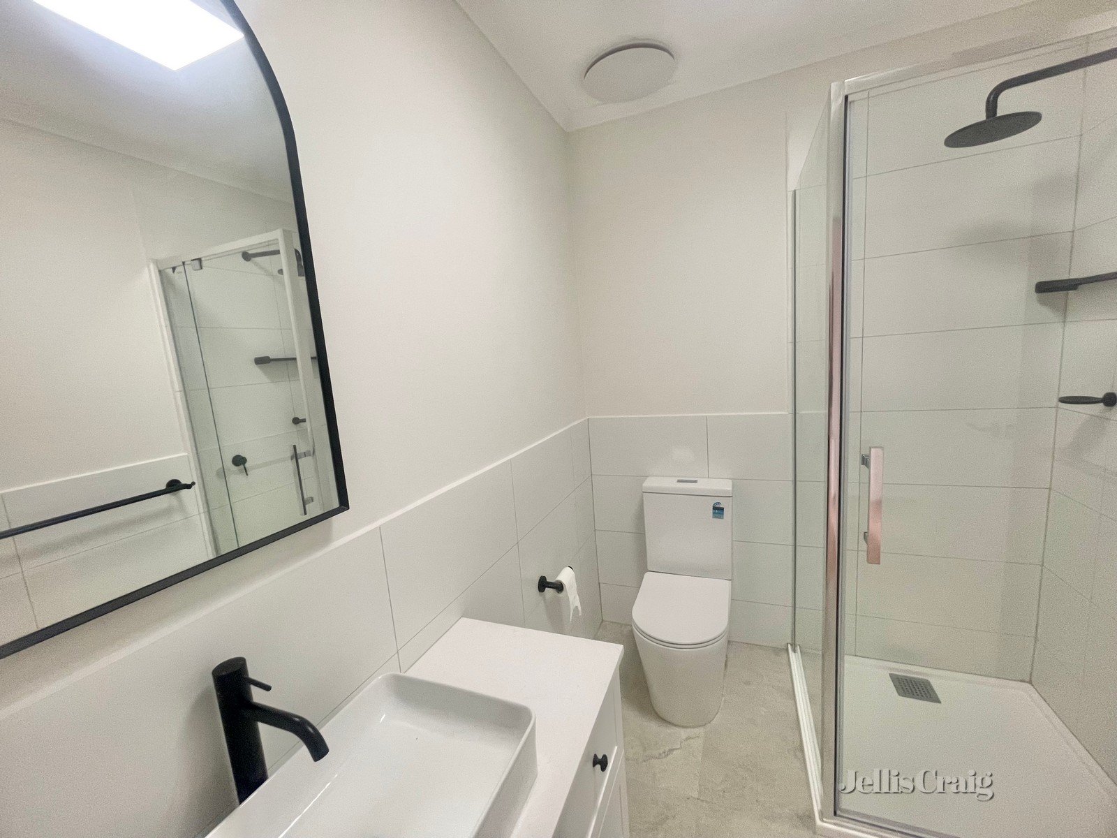 4/111 Rushall Crescent, Fitzroy North image 8