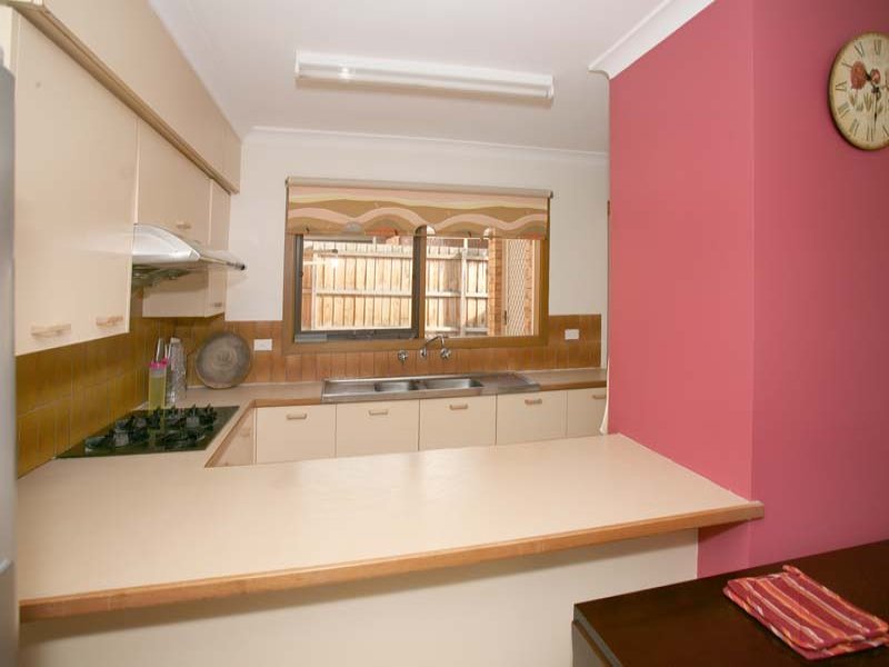 4/1110 Whitehorse Road, Box Hill image 3