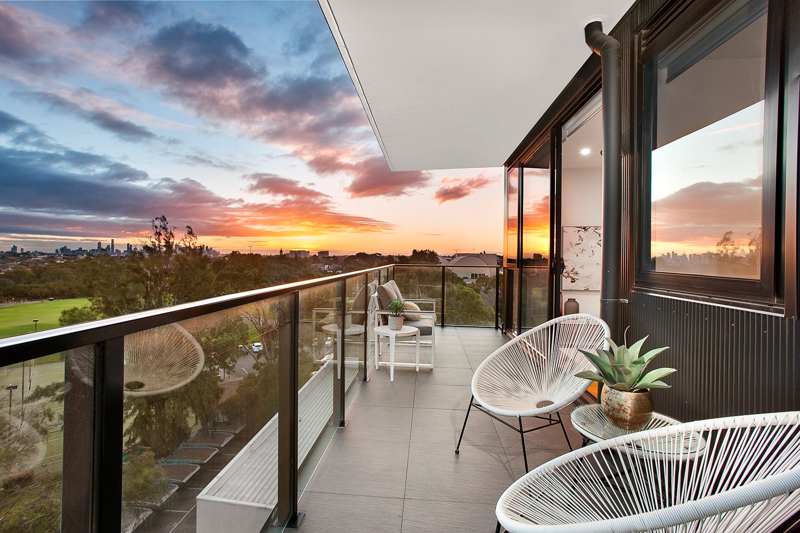 Property Gallery - Main Image