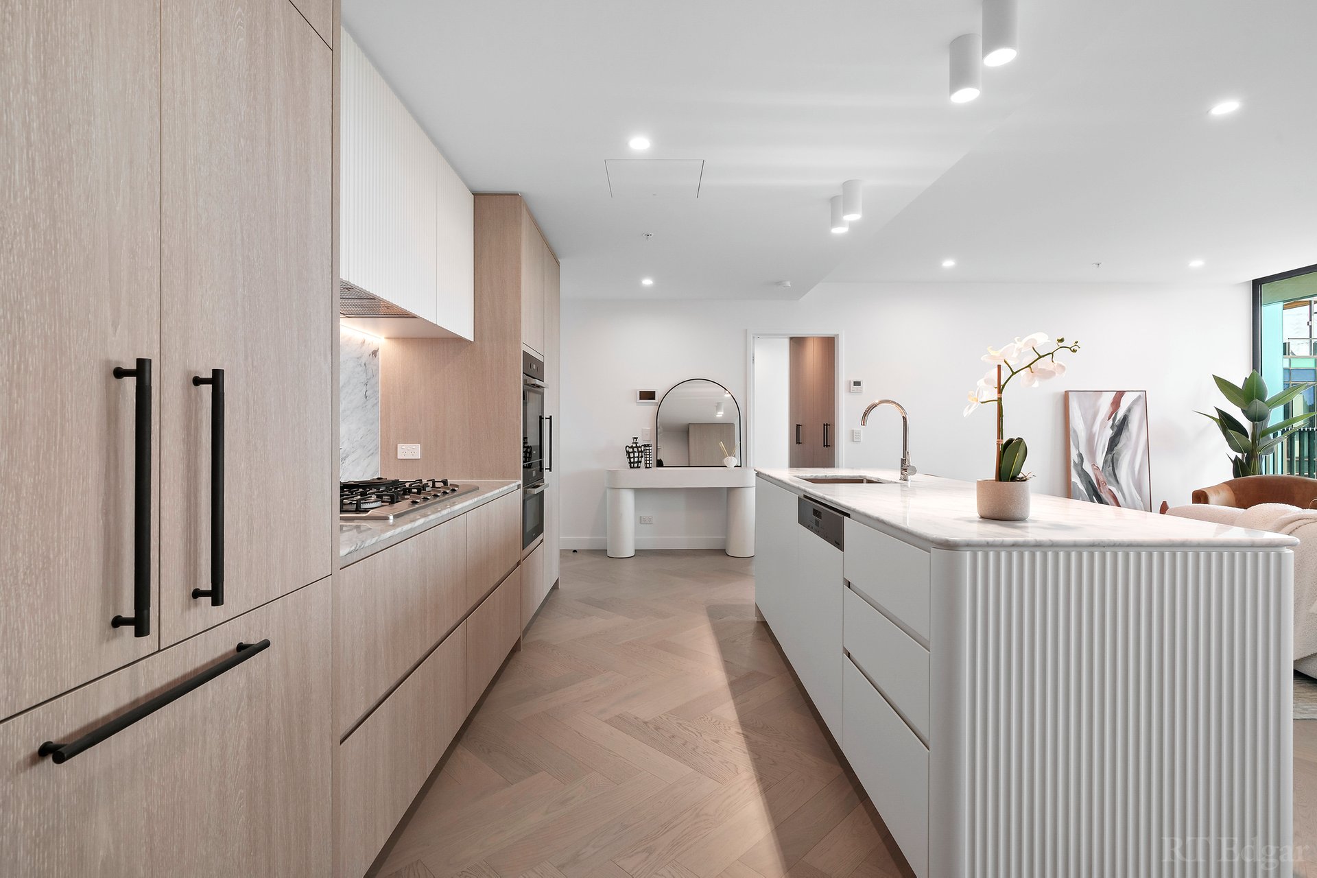 Property Gallery Thumbnail 5