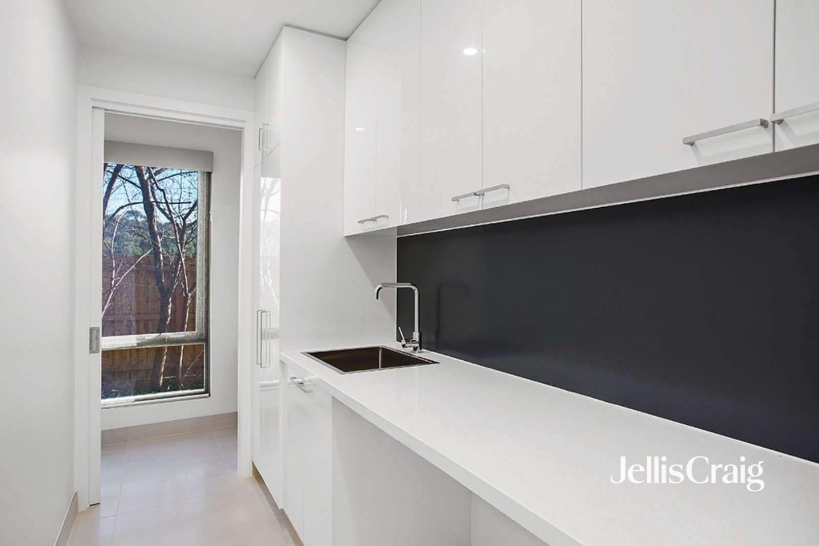 4/1127 Main Road, Eltham image 2