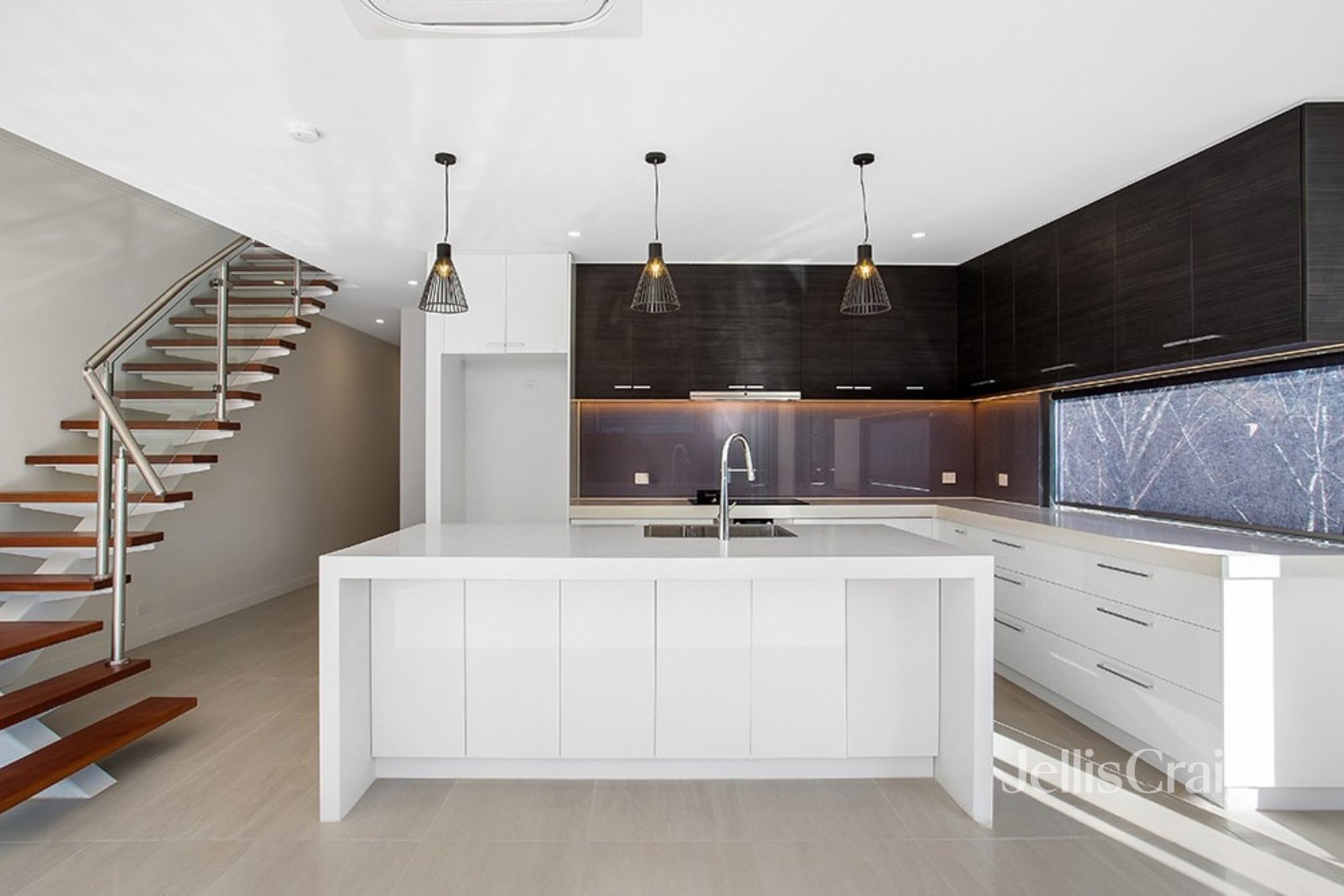 4/1127 Main Road, Eltham image 3