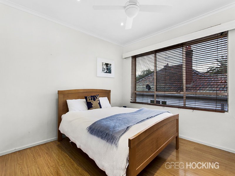 4/114 Hyde Street, Yarraville image 5
