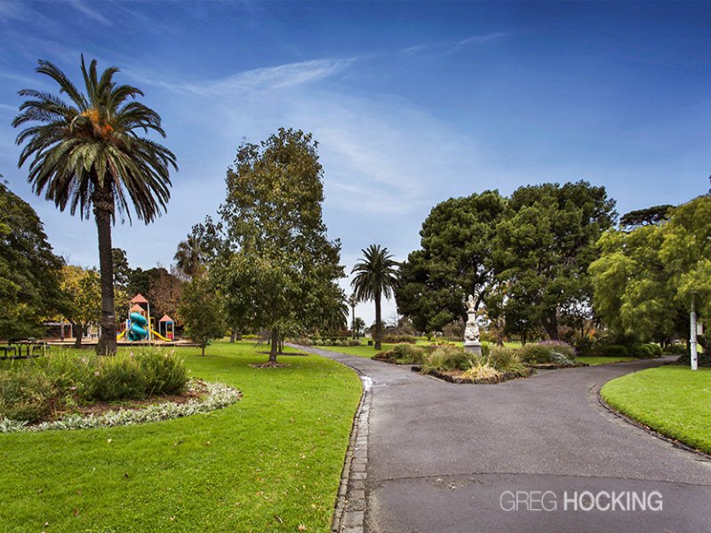 4/114 Hyde Street, Yarraville image 6