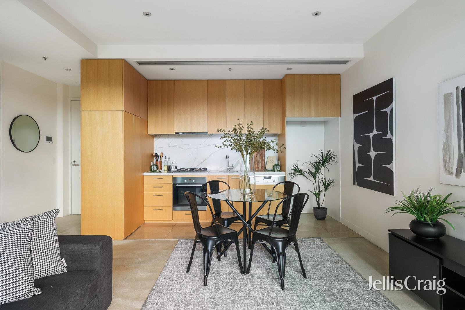 411/480 Riversdale Road, Hawthorn East image 3