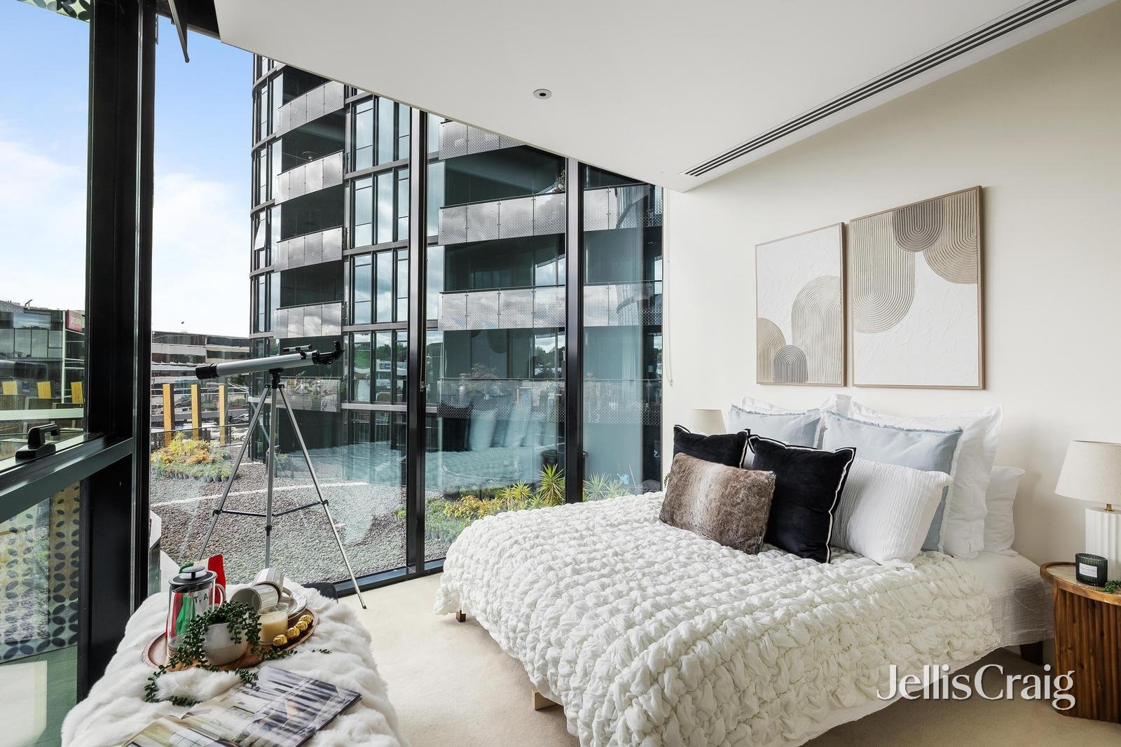 411/480 Riversdale Road, Hawthorn East image 4