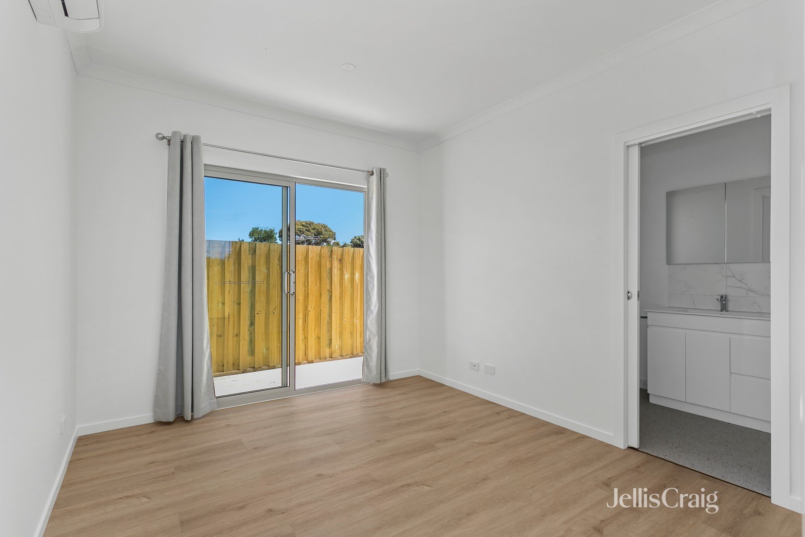 4/115 Park Crescent, Williamstown North image 4