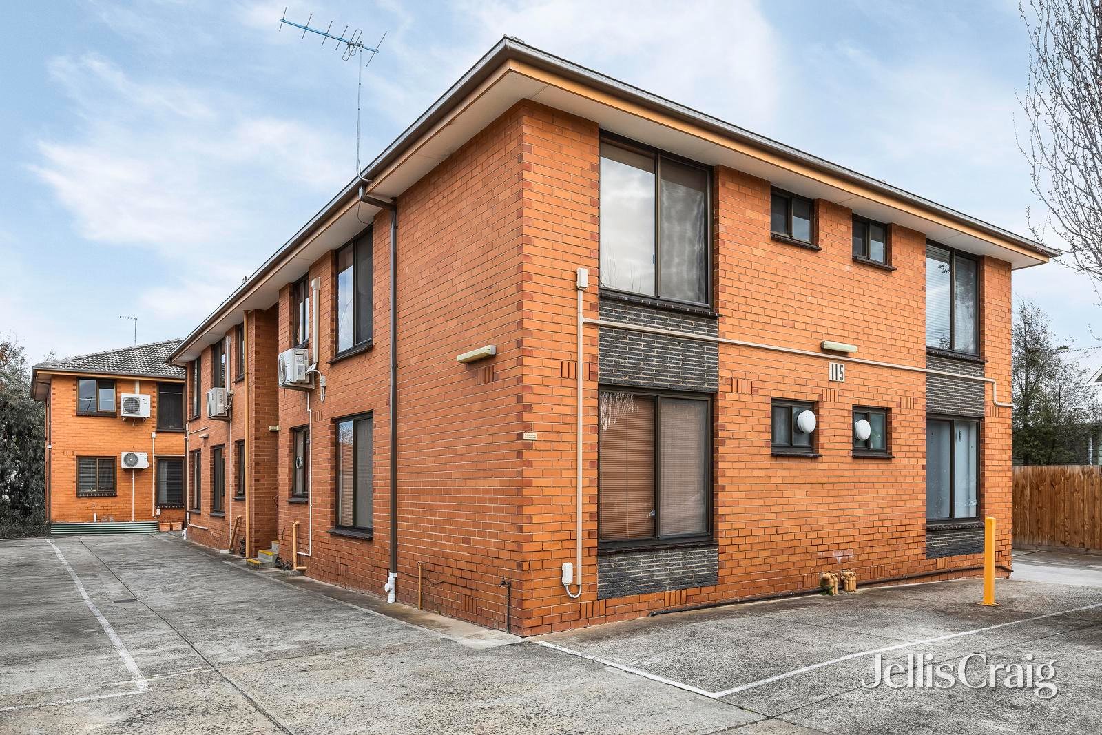 4/115 Shaftesbury Parade, Thornbury image 1