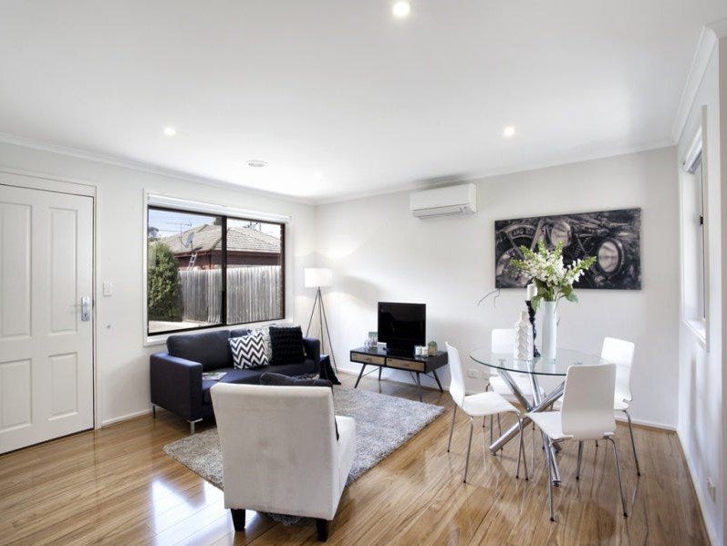 4/115 Warrigal Road, Oakleigh image 3