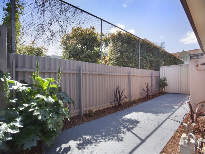 4/115 Warrigal Road, Oakleigh image 10