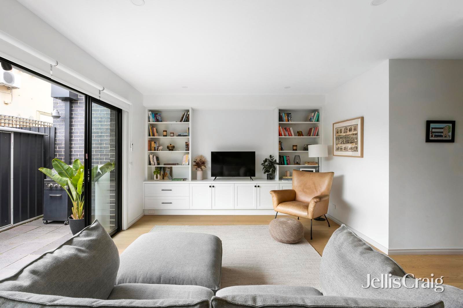 4/116 Normanby Avenue, Thornbury image 4