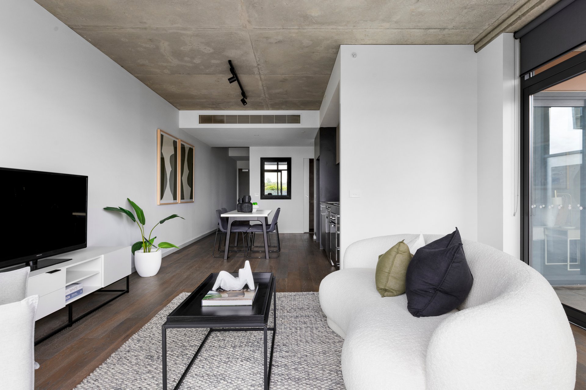 411/77 Hobsons Road, Kensington image 3