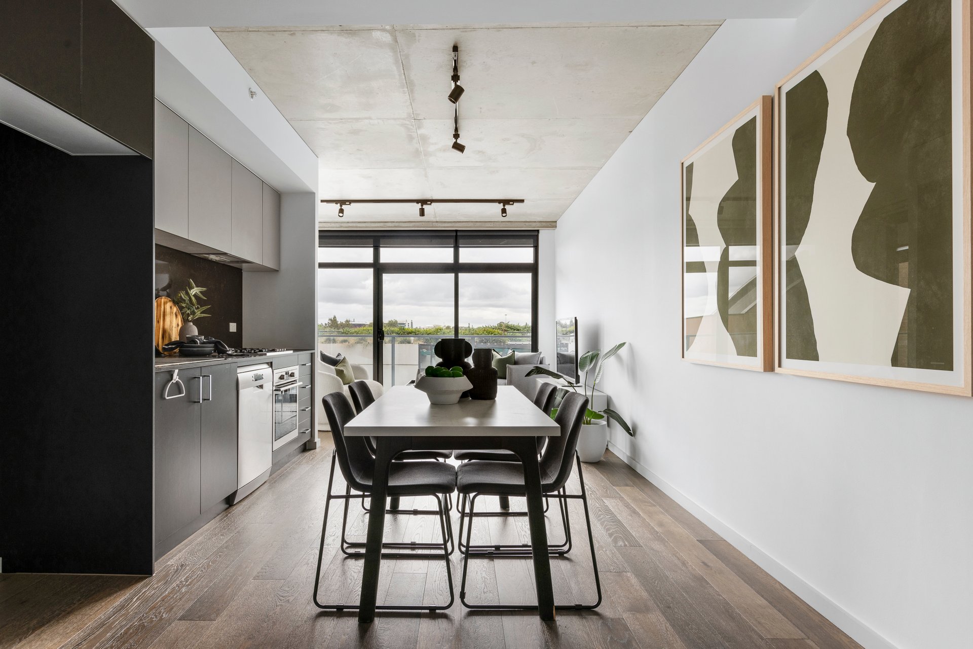 411/77 Hobsons Road, Kensington image 2