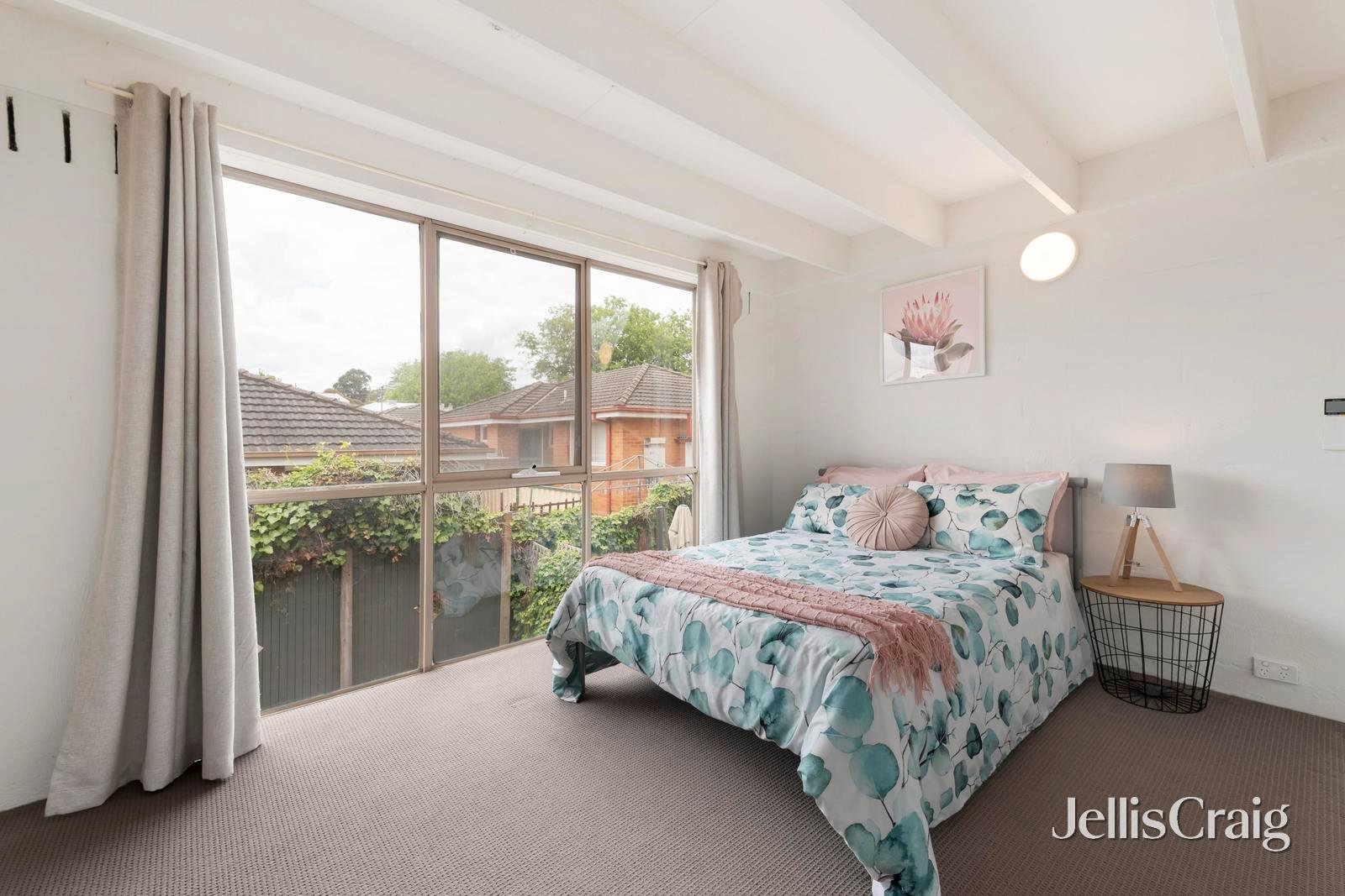 4/12 Ashted Road, Box Hill image 4