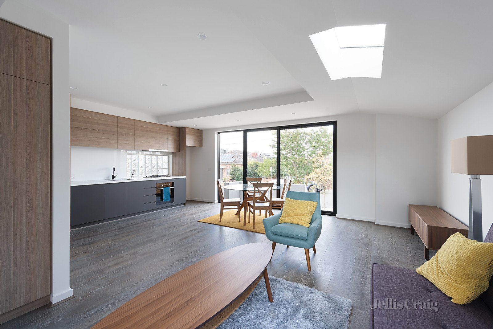 4/12 Ballantyne Street, Thornbury image 2